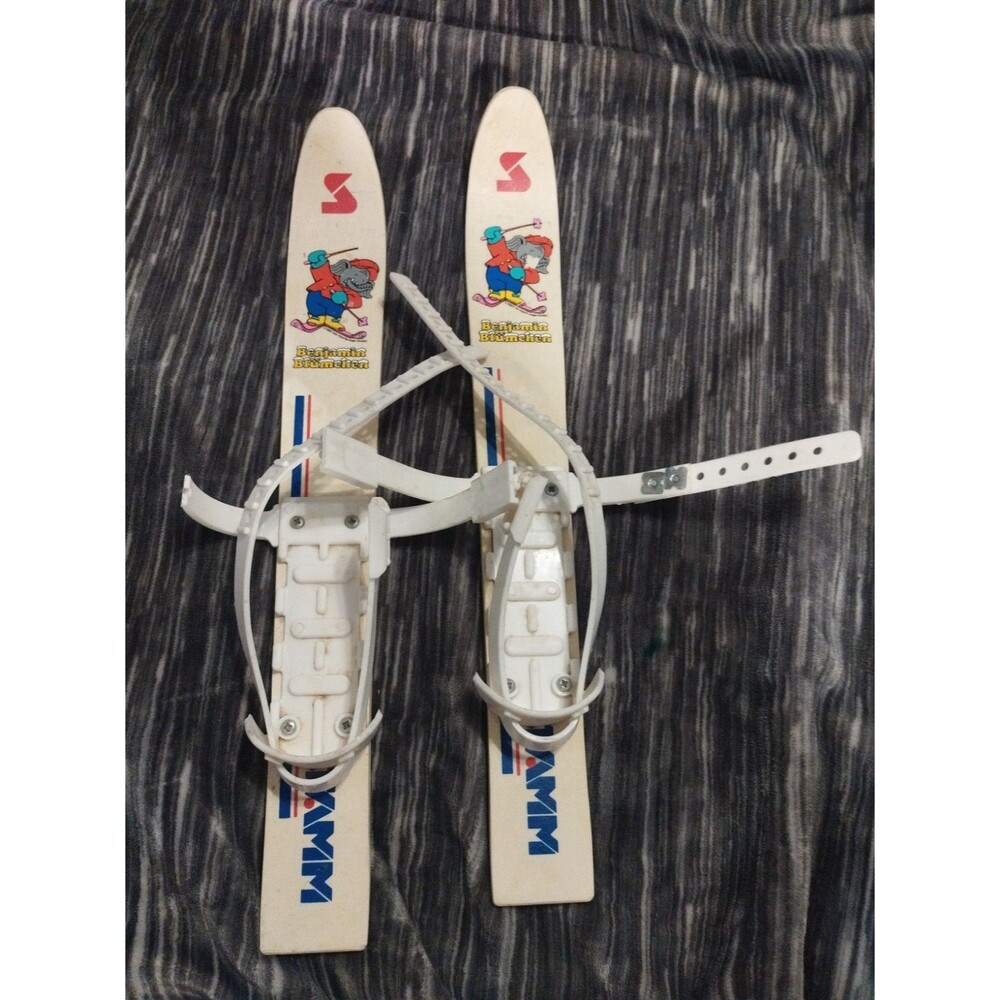 Vintage 1987 German Benjamin Blumchen Toy Skis